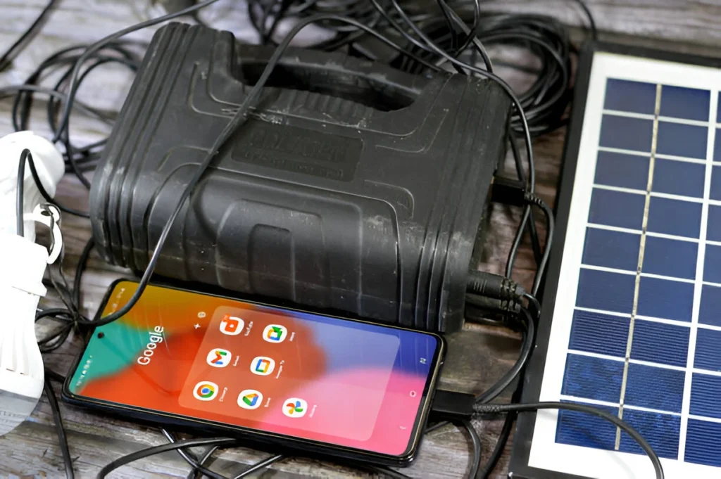 solar panel and battery kit