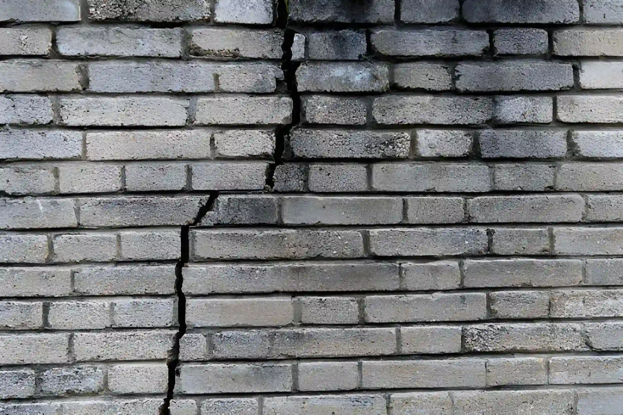 cost to fix cracked foundation